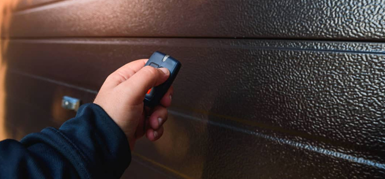 automatic door opener with remote control in Desert Palms