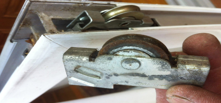 screen door roller repair in Desert Palms